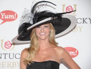 30+ Kentucky Derby hat ideas for you last minute planners