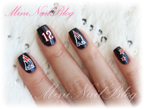 Patriots NFL Nail Art