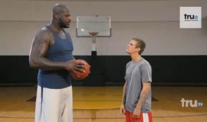 Shaq gets his revenge on former pop star Aaron Carter