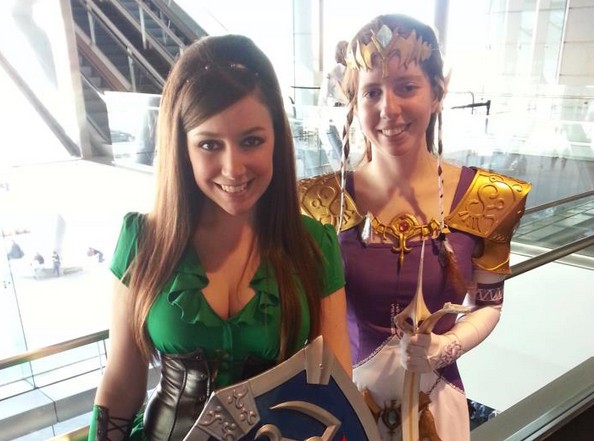 Link and Zelda cosplay - BreakBrunch