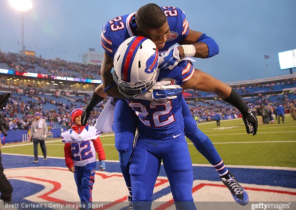NFL Random Thoughts: Bills Are Now Everyone’s Favorite Team