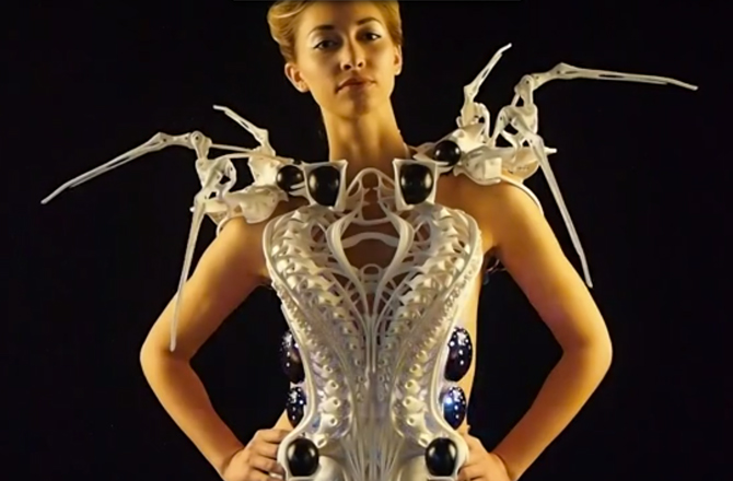 This robotic Spider Dress will stab if you get too close
