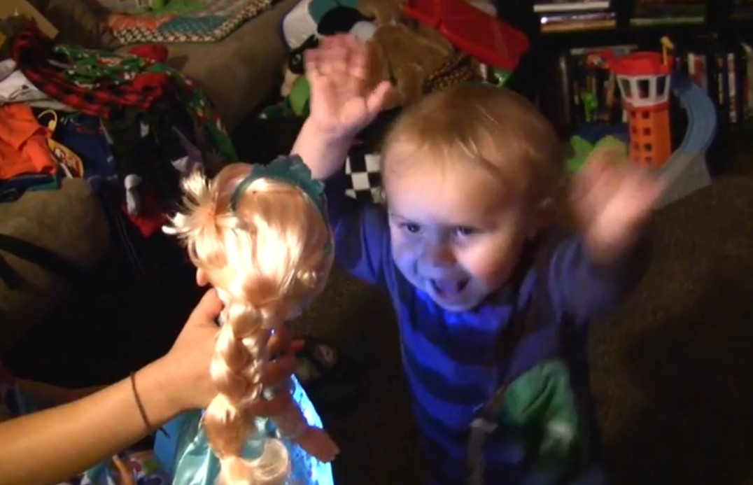 Toddler just can’t help himself when ‘Let It Go’ is played