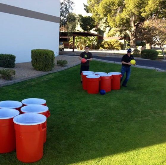 giant beer pong