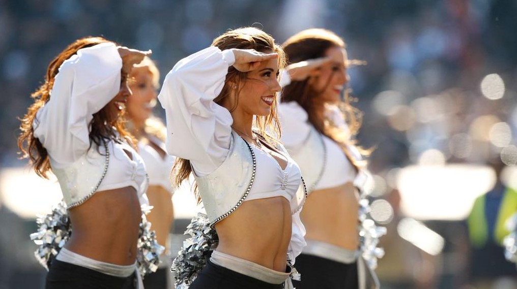 California cheerleaders win wage lawsuit