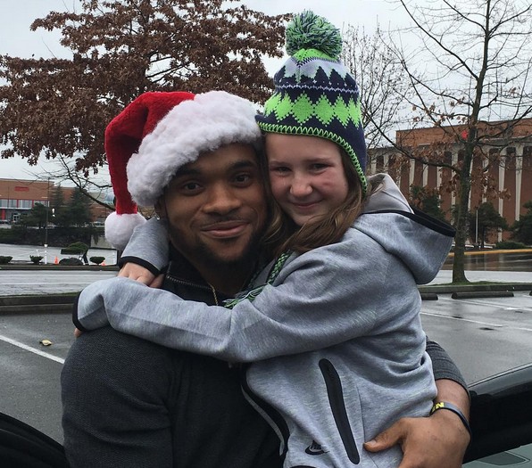 Watch as this Seahawks fan opens her Thomas Rawls jersey on Christmas