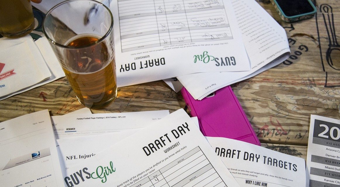 4 easy ways to prep for your fantasy football draft